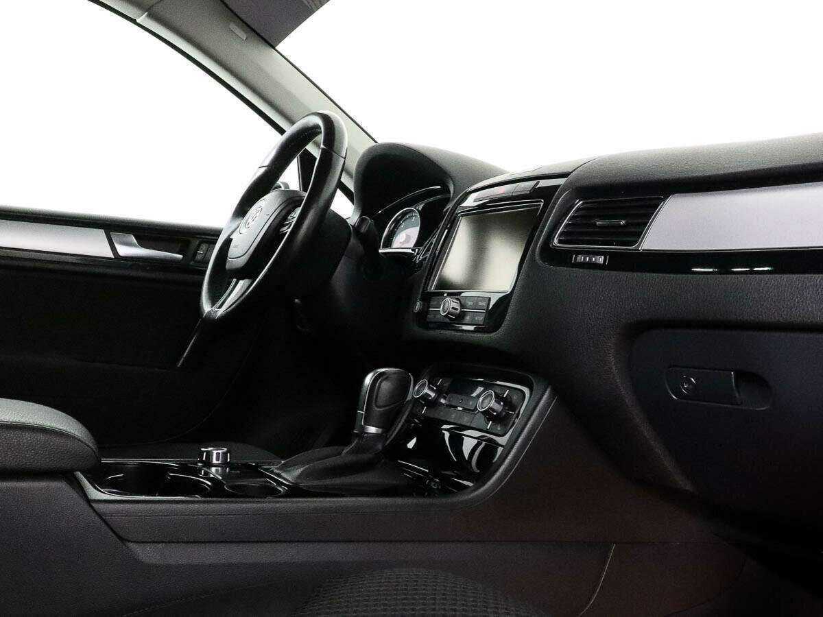 Volkswagen Touareg 2010 года с пробегом. Фото: #6
