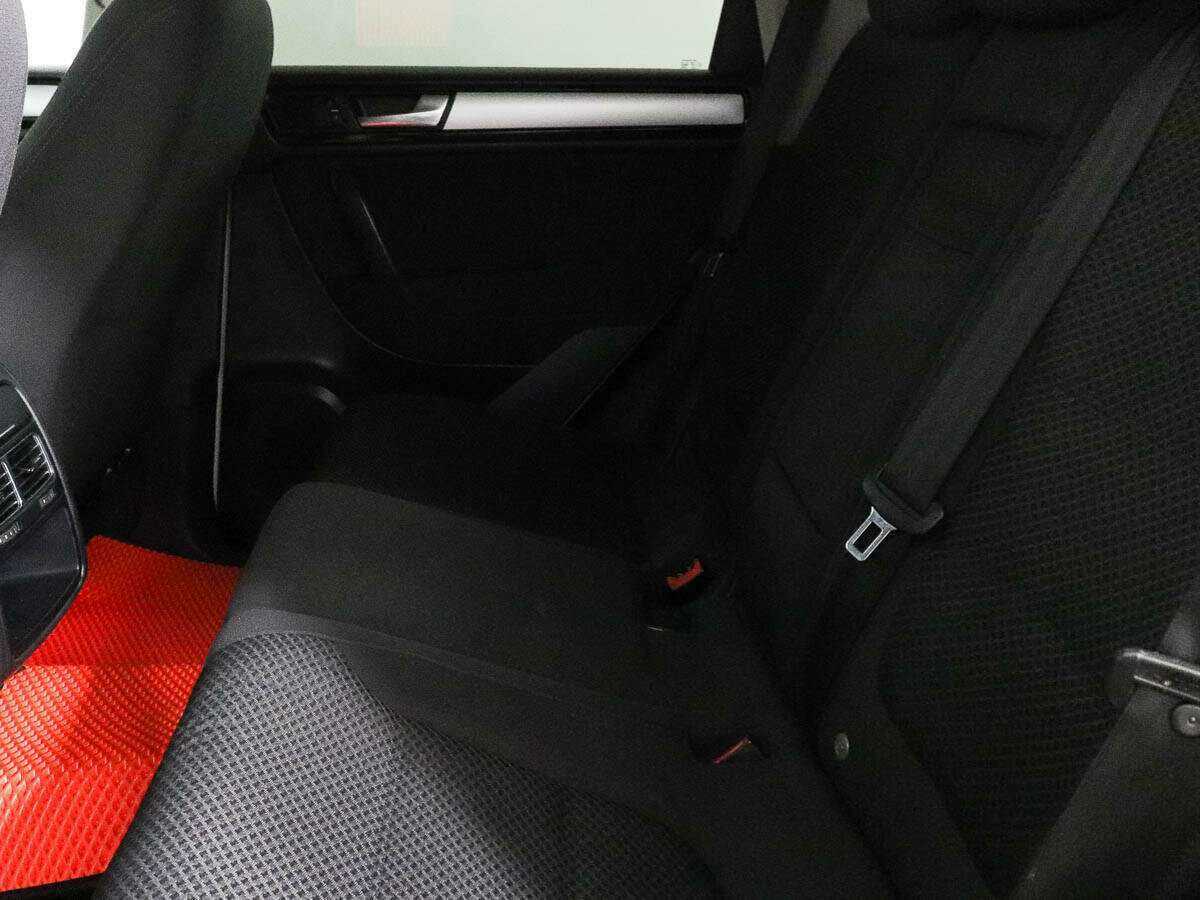 Volkswagen Touareg 2010 года с пробегом. Фото: #7