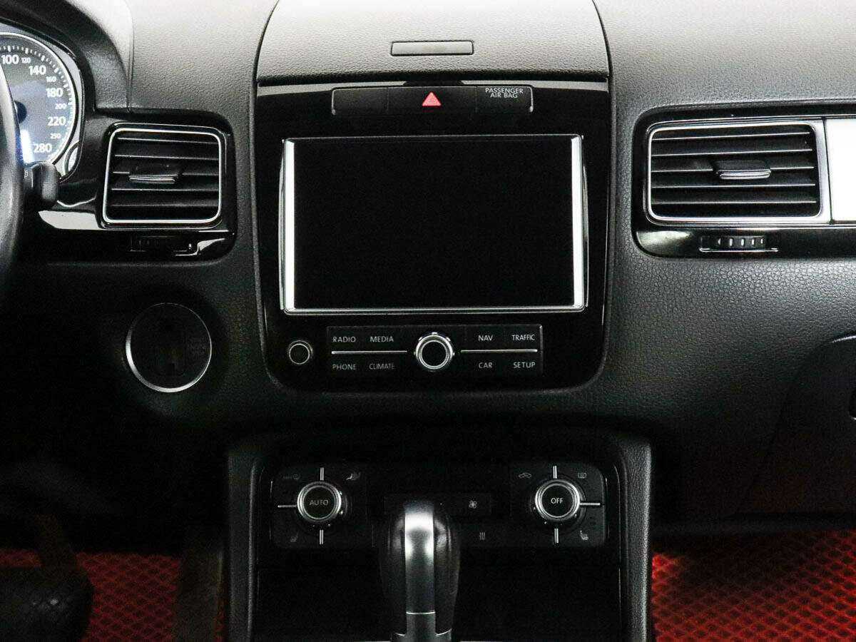 Volkswagen Touareg 2010 года с пробегом. Фото: #9