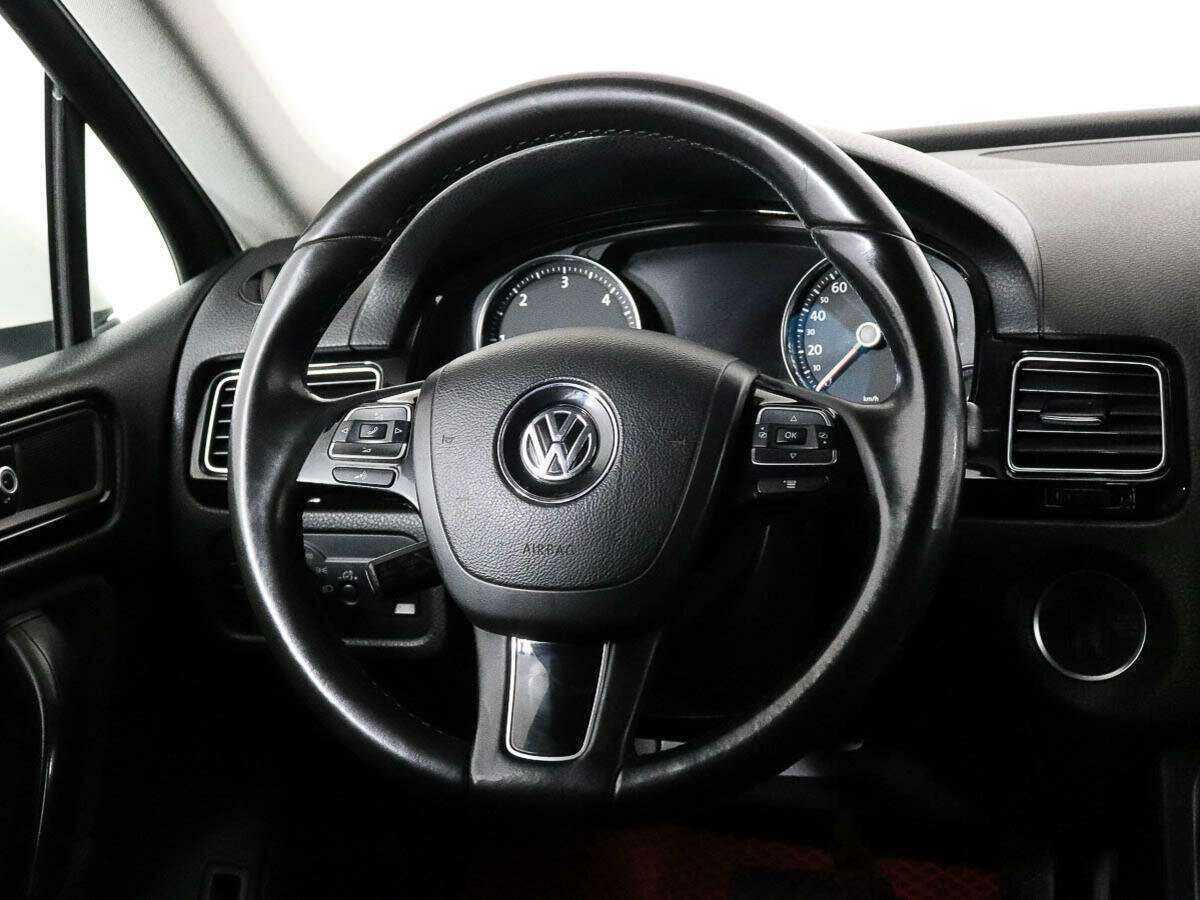Volkswagen Touareg 2010 года с пробегом. Фото: #10