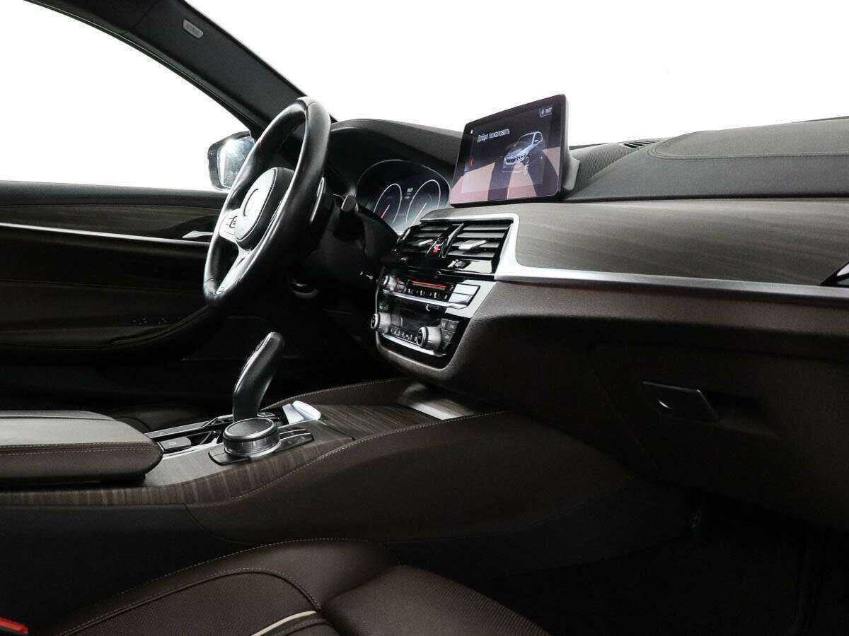 BMW 5 серии 2018 года с пробегом. Фото: #5