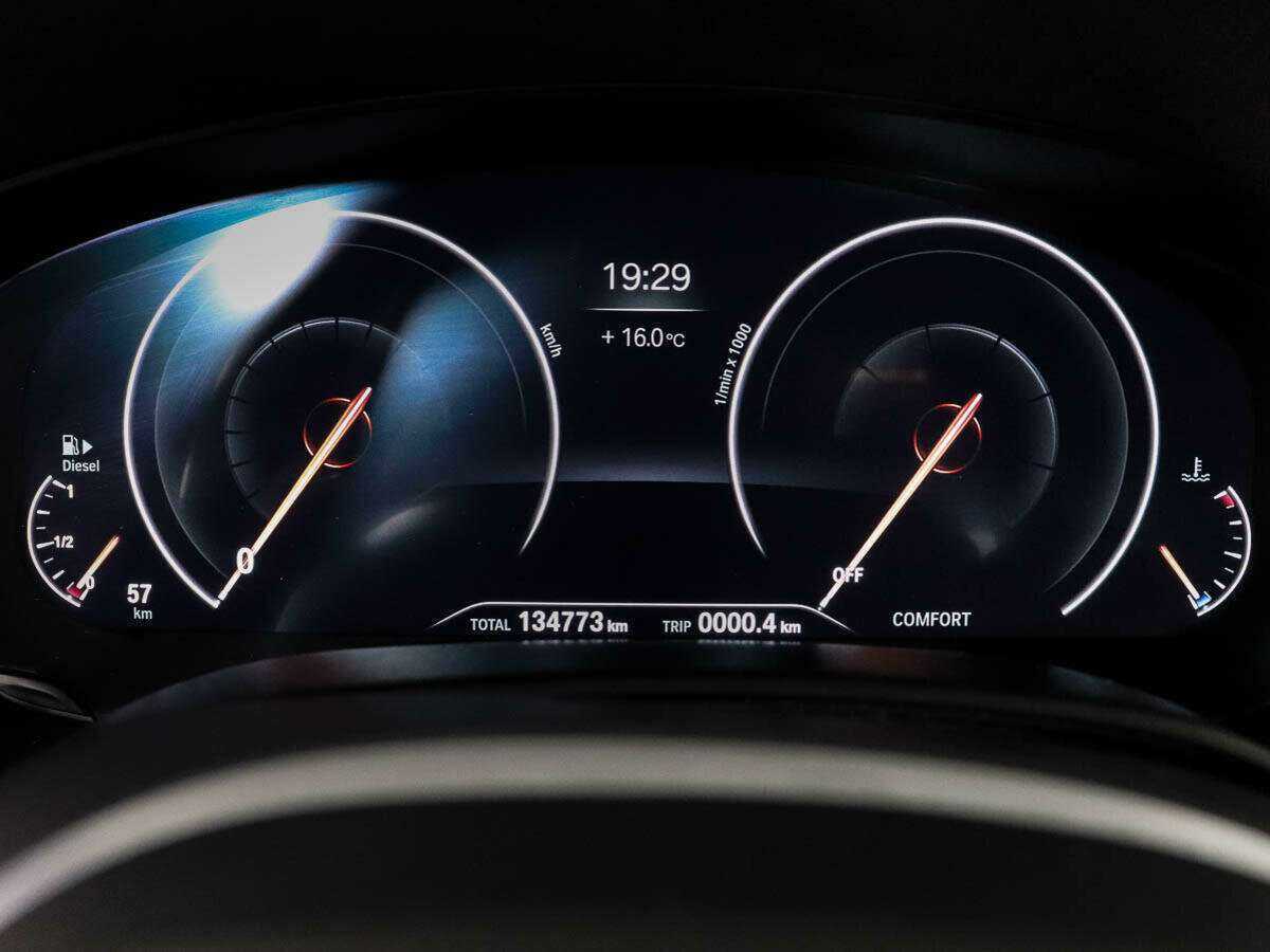 BMW 5 серии 2018 года с пробегом. Фото: #7