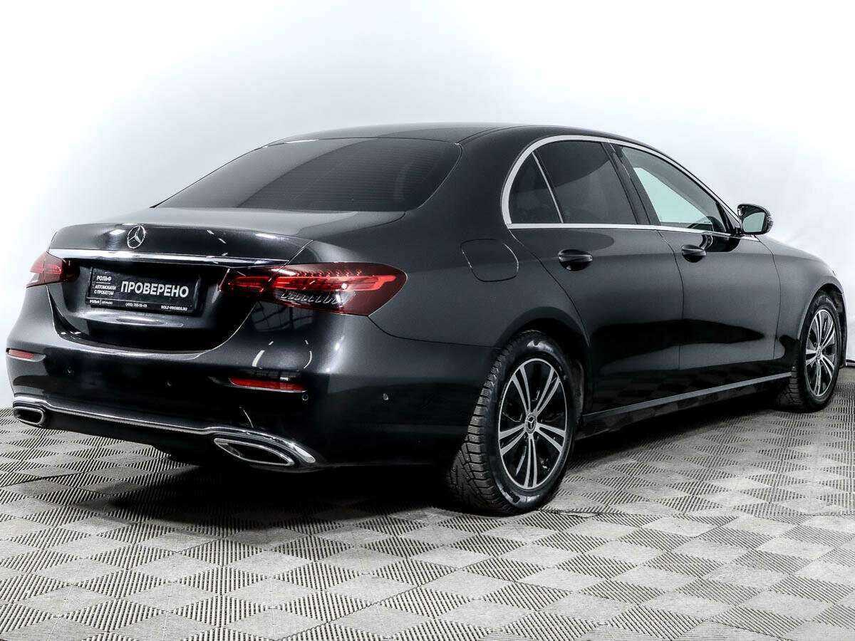 Mercedes-Benz E-Класс 2022 года с пробегом. Фото: #3