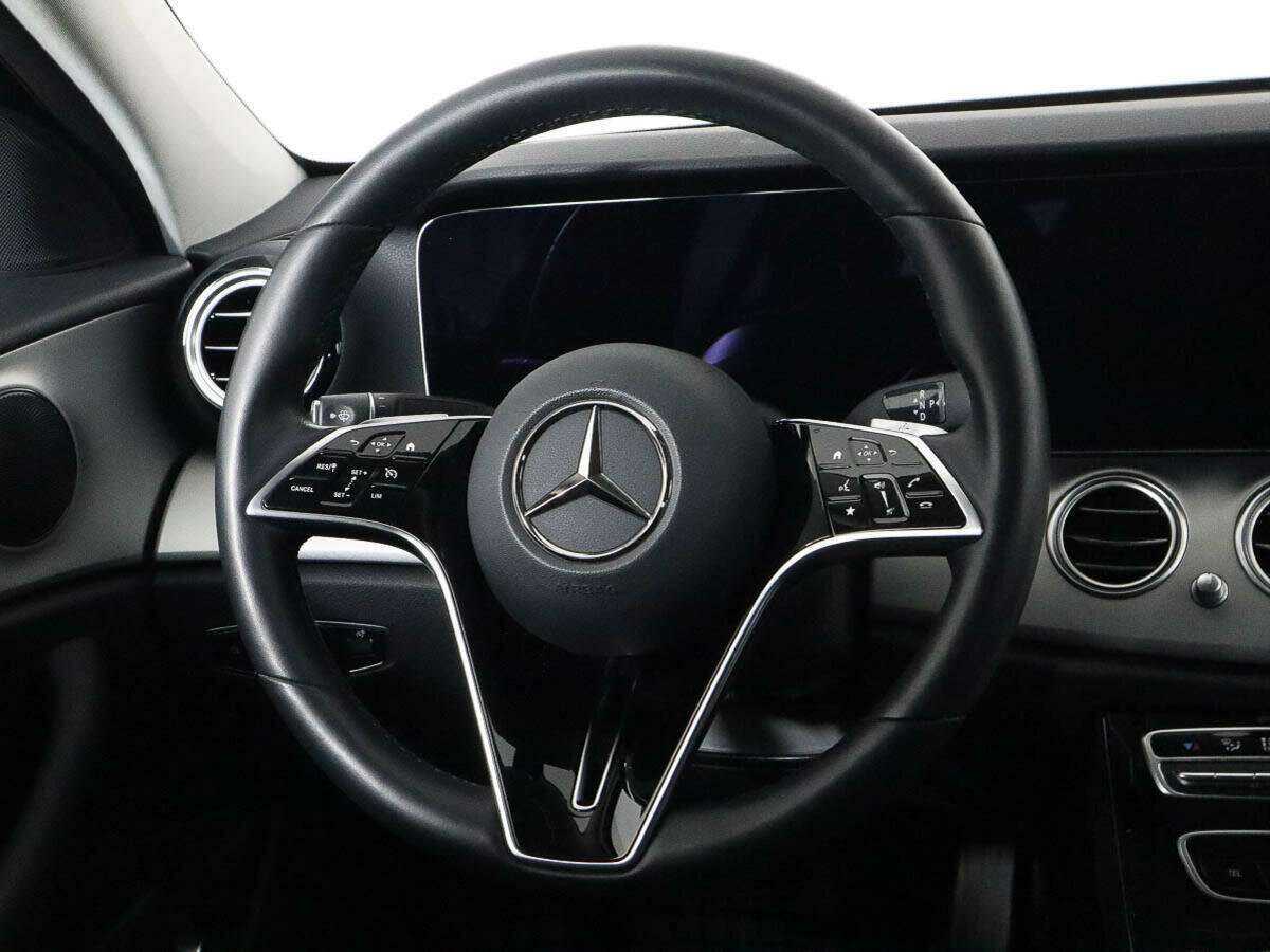 Mercedes-Benz E-Класс 2022 года с пробегом. Фото: #11