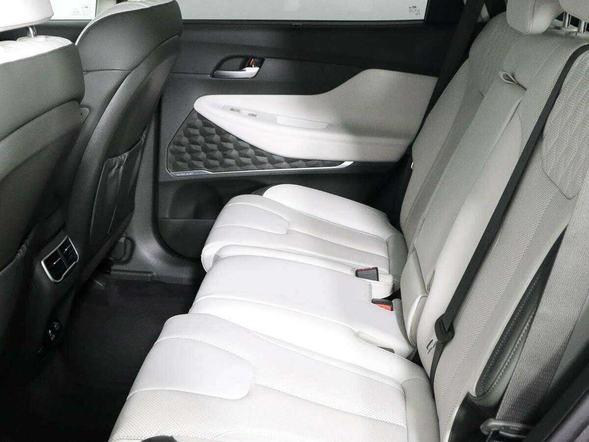 Hyundai Santa Fe 2021 года с пробегом. Фото: #7