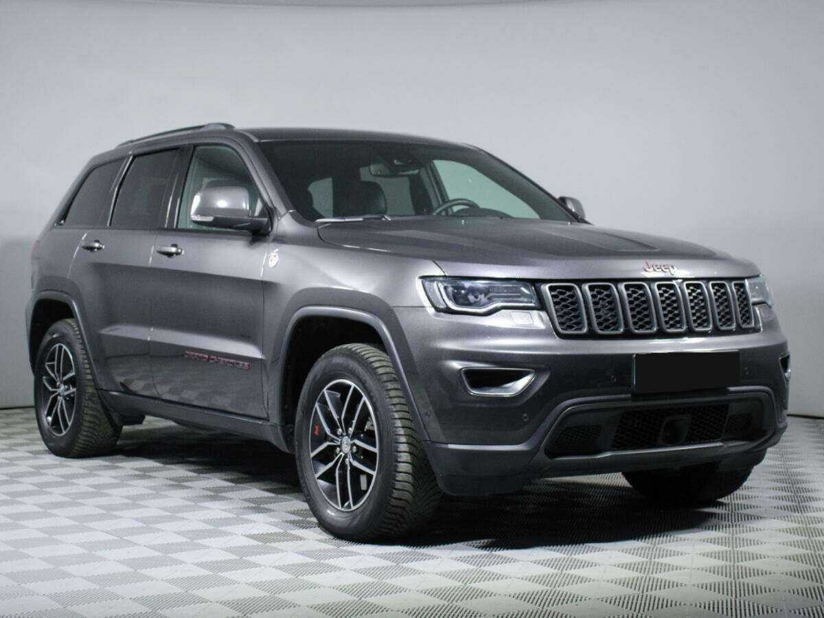 Jeep Grand Cherokee 2018 года с пробегом. Фото: #2