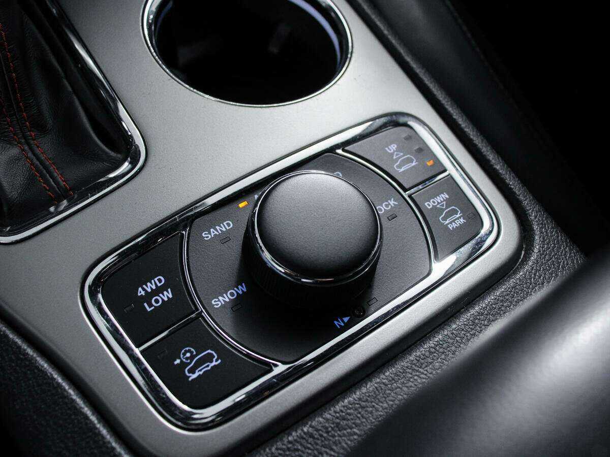 Jeep Grand Cherokee 2018 года с пробегом. Фото: #20