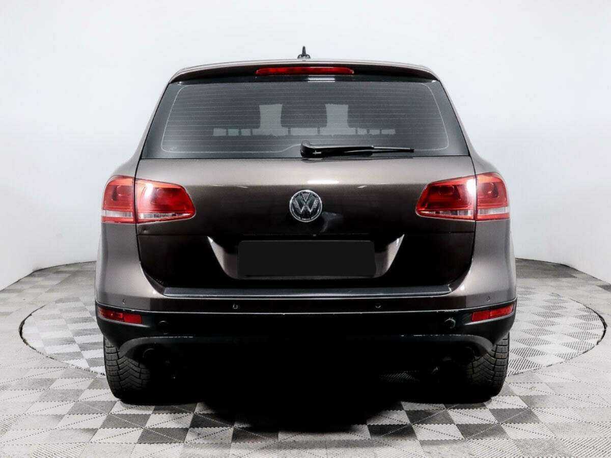 Volkswagen Touareg 2010 года с пробегом. Фото: #3