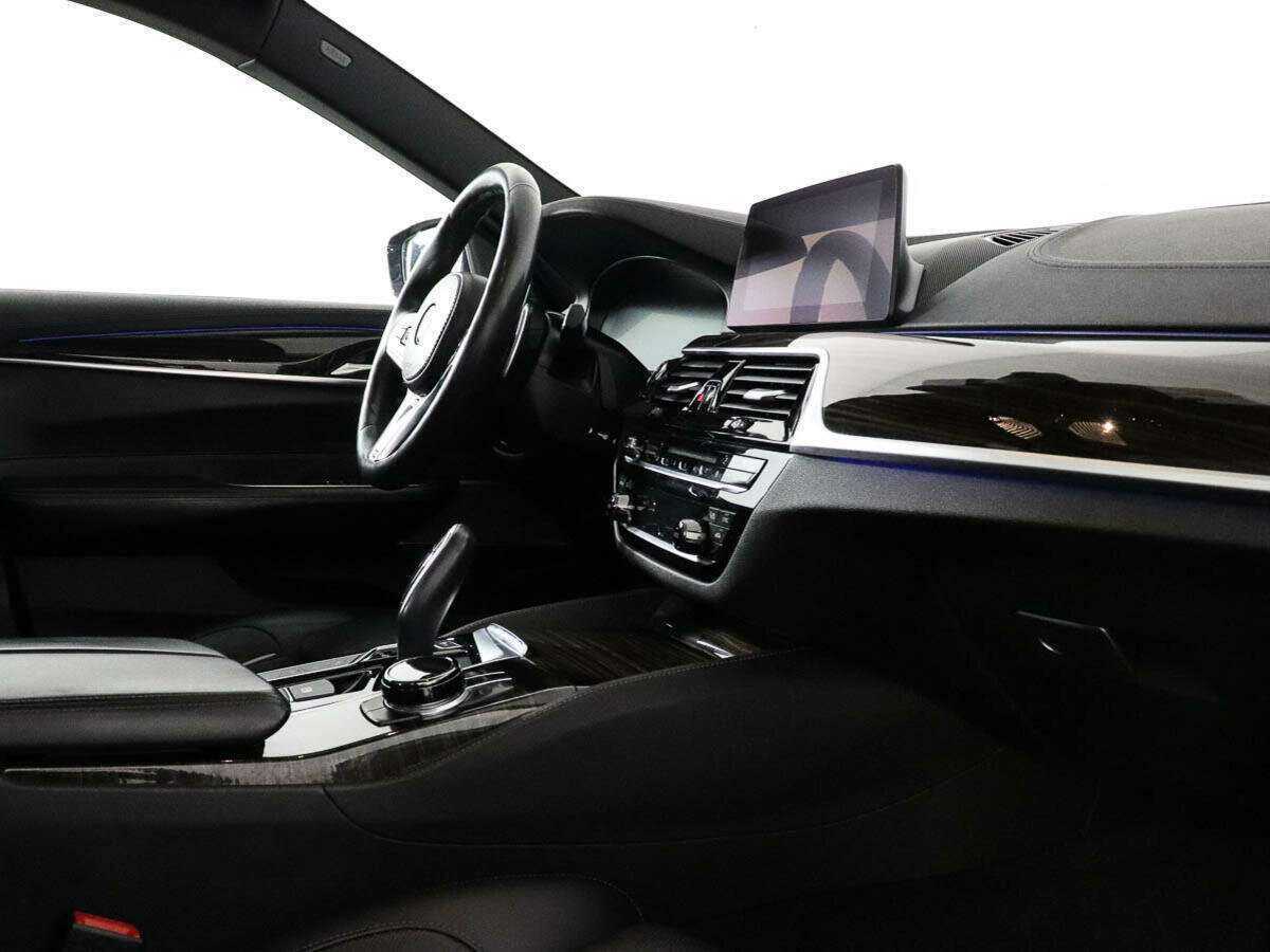 BMW 6 серии 2018 года с пробегом. Фото: #6