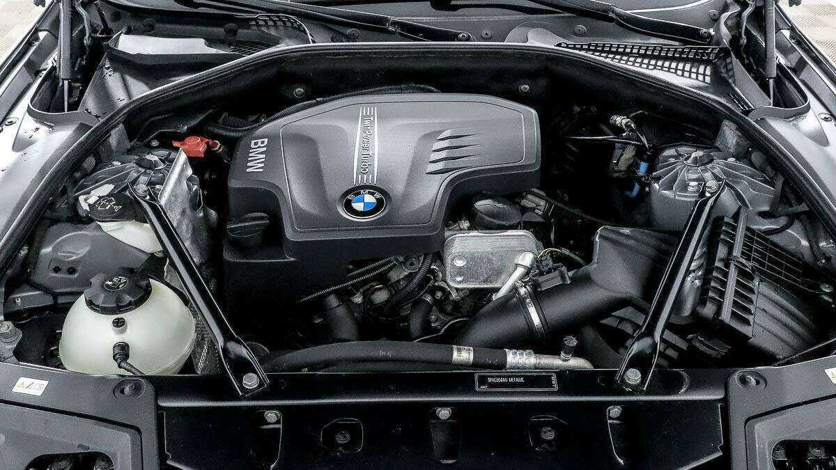 BMW 5 серии 2011 года с пробегом. Фото: #12