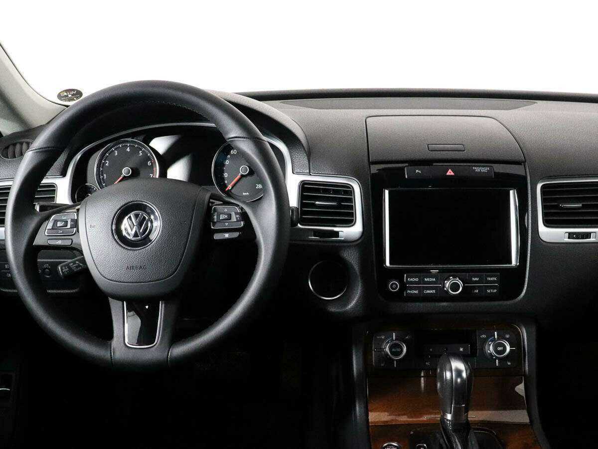 Volkswagen Touareg 2010 года с пробегом. Фото: #8