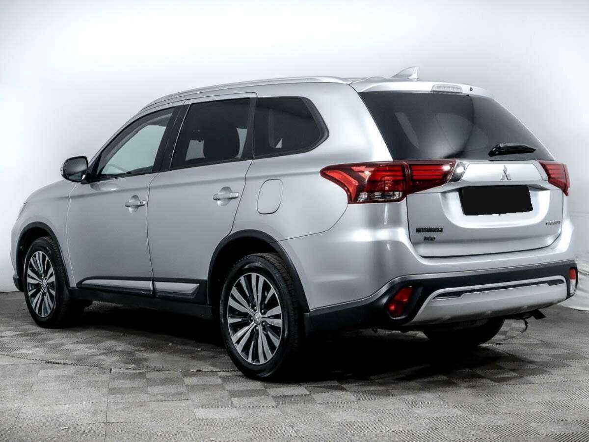 Mitsubishi Outlander 2019 года с пробегом. Фото: #5