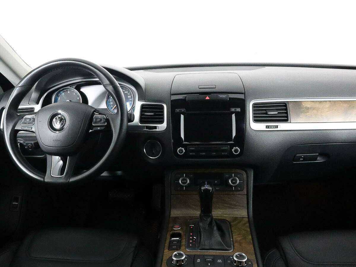 Volkswagen Touareg 2012 года с пробегом. Фото: #9