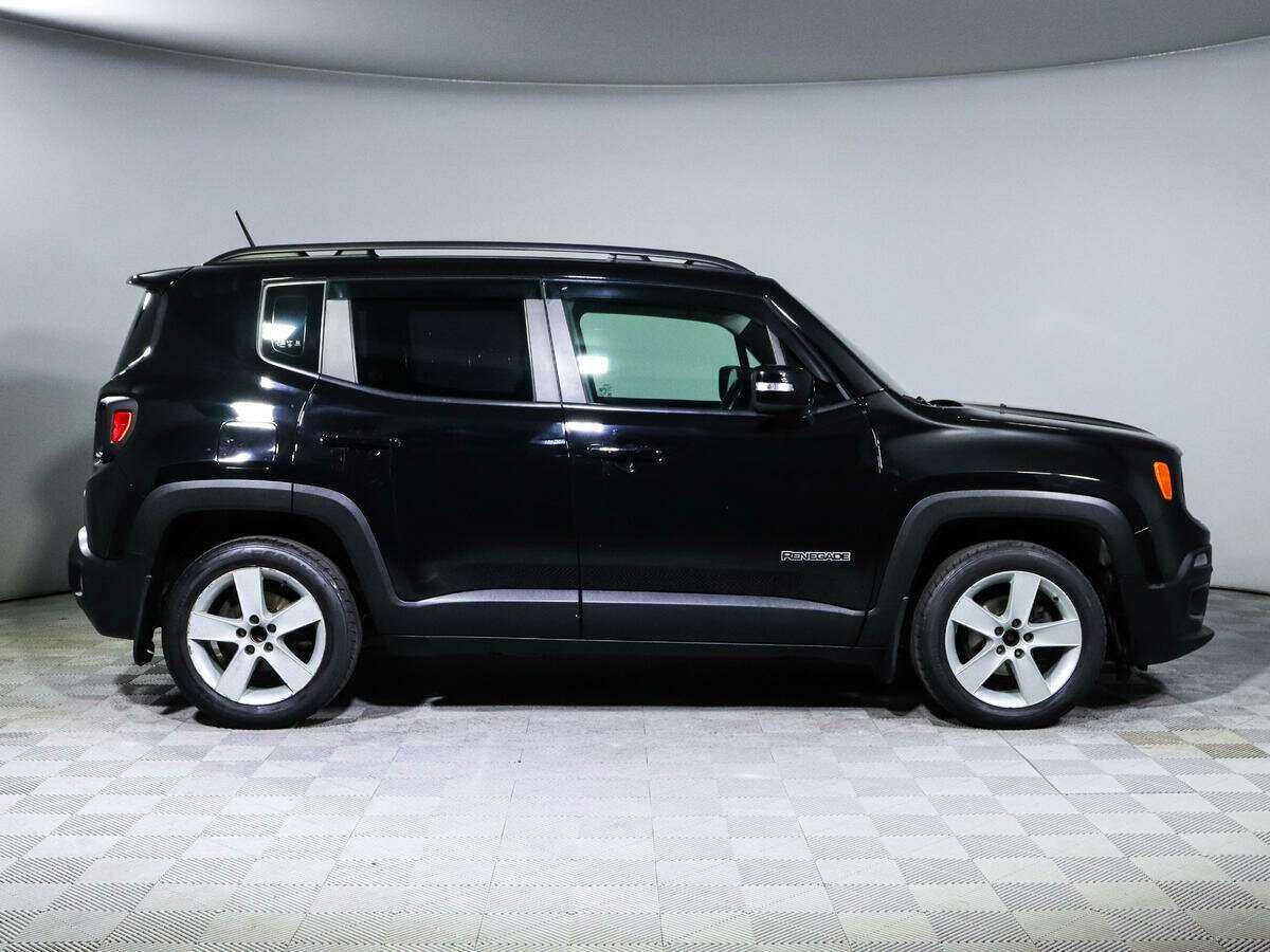 Jeep Renegade 2017 года с пробегом. Фото: #2