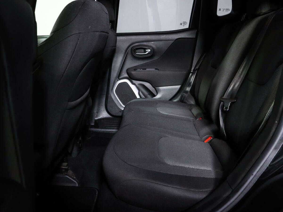 Jeep Renegade 2017 года с пробегом. Фото: #8