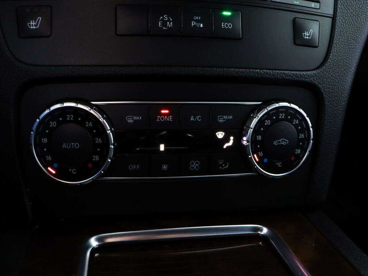 Mercedes-Benz GLK-Класс 2012 года с пробегом. Фото: #16