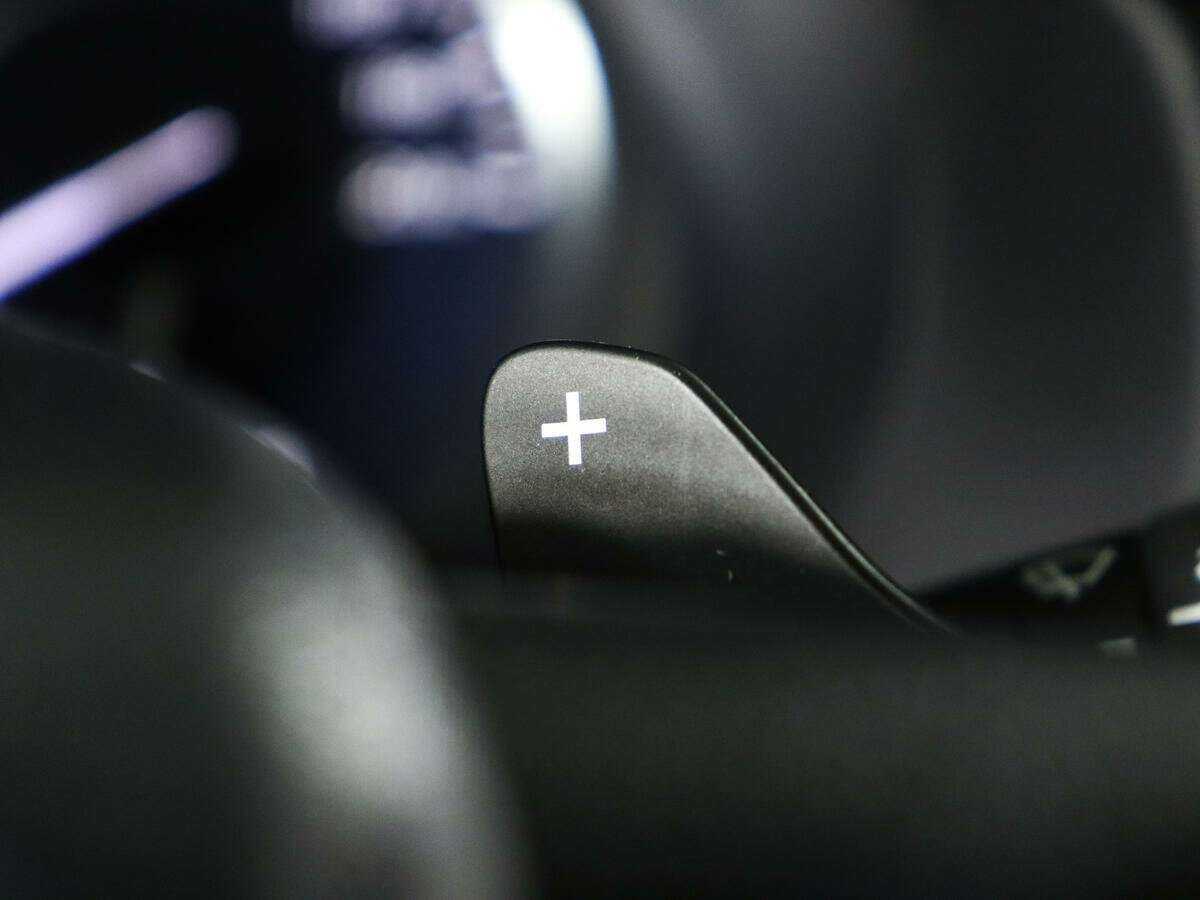 Toyota Fortuner 2021 года с пробегом. Фото: #16