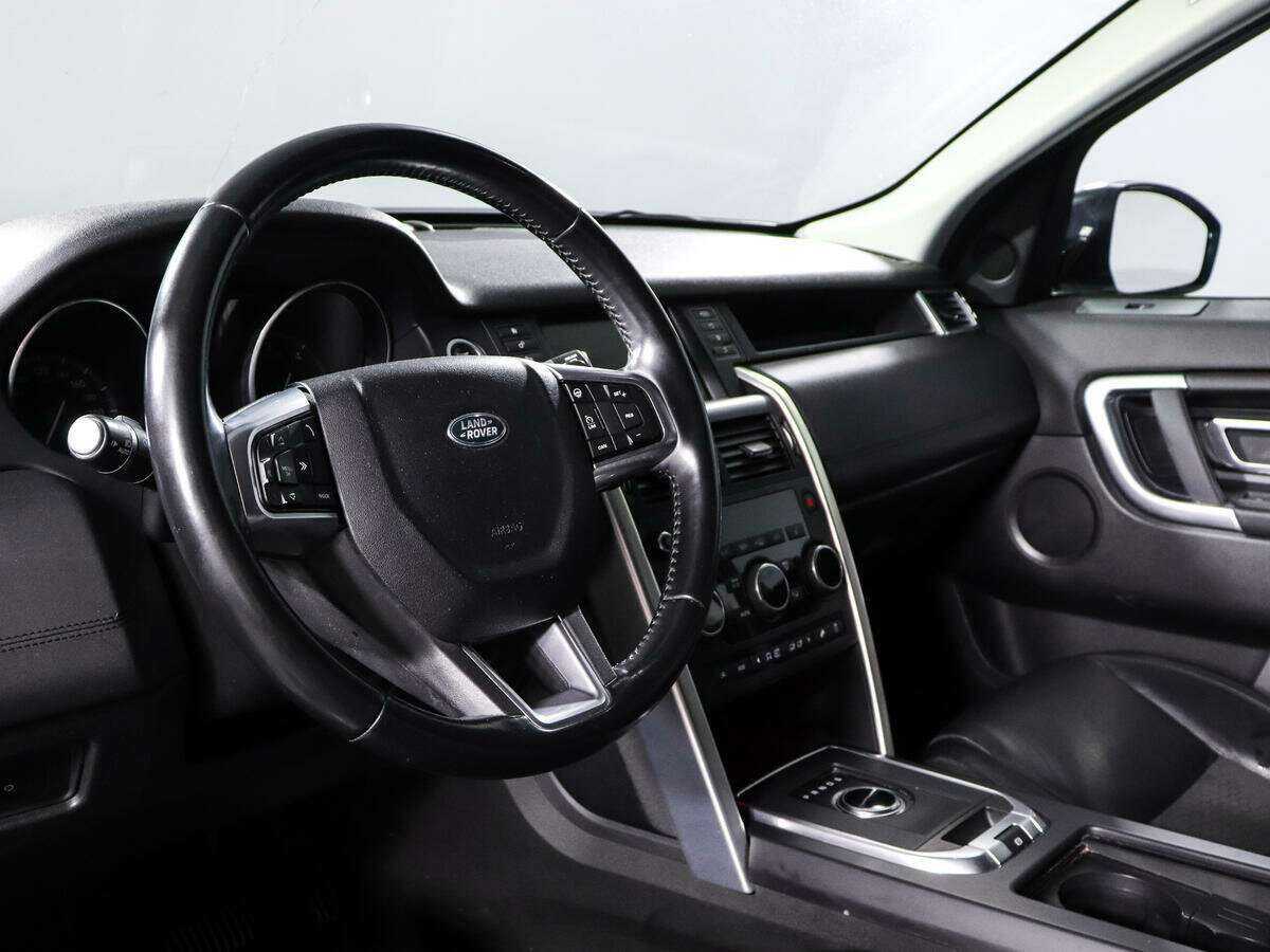 Land Rover Discovery Sport 2016 года с пробегом. Фото: #13
