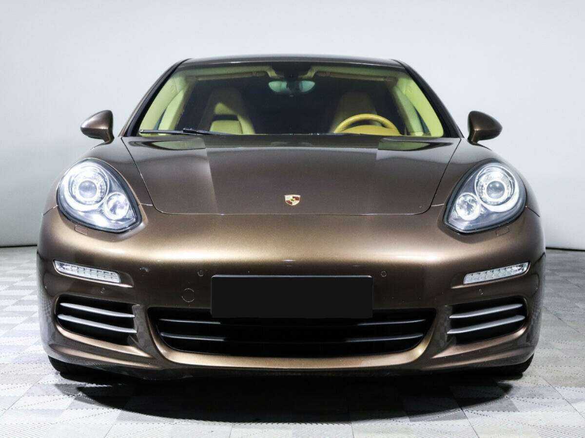 Porsche Panamera 2013 года с пробегом. Фото: #1