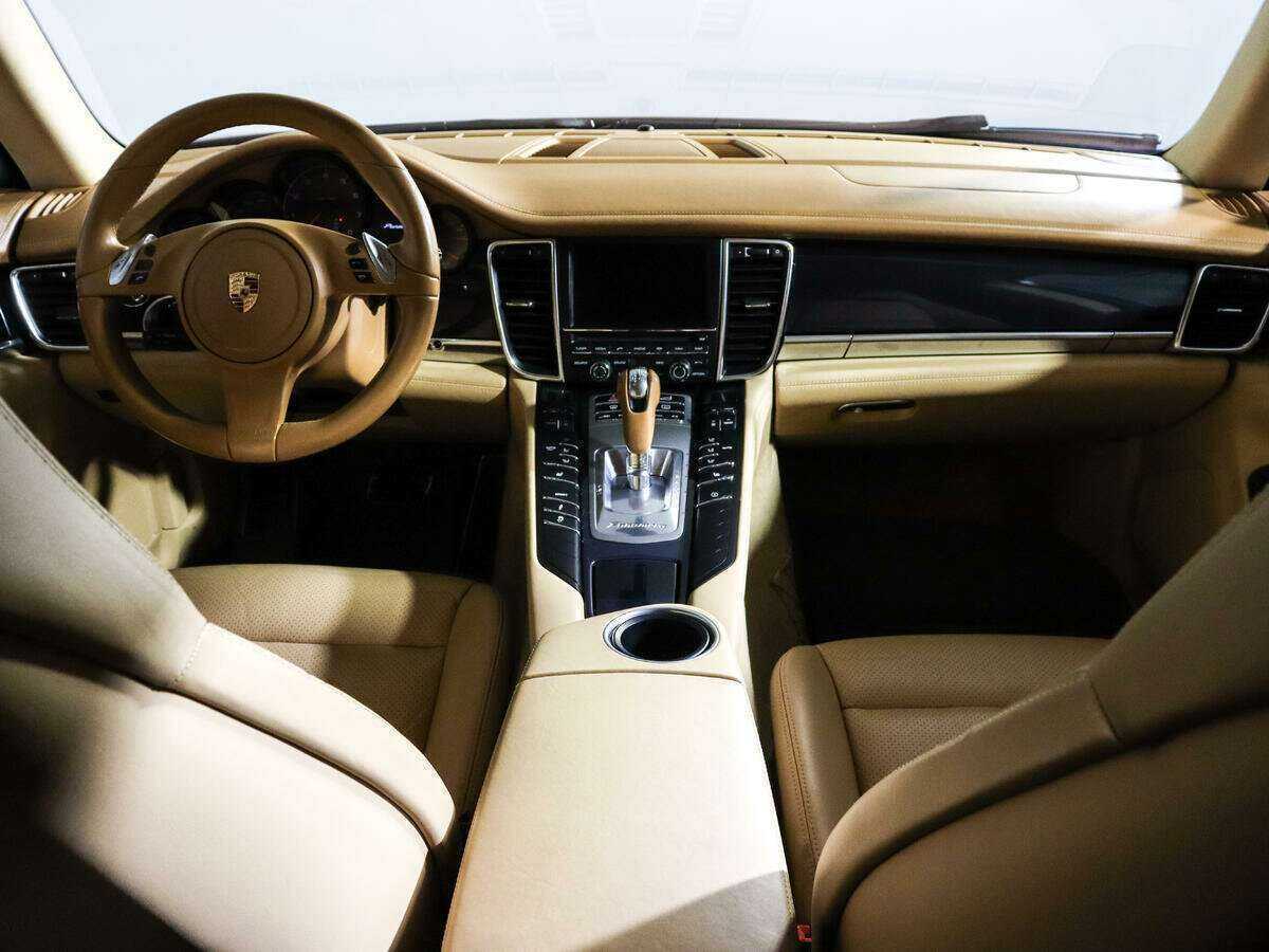 Porsche Panamera 2013 года с пробегом. Фото: #9
