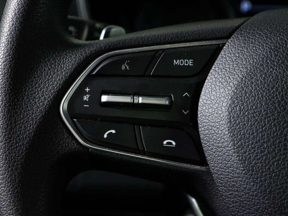 Hyundai Santa Fe 2021 года с пробегом. Фото: #20