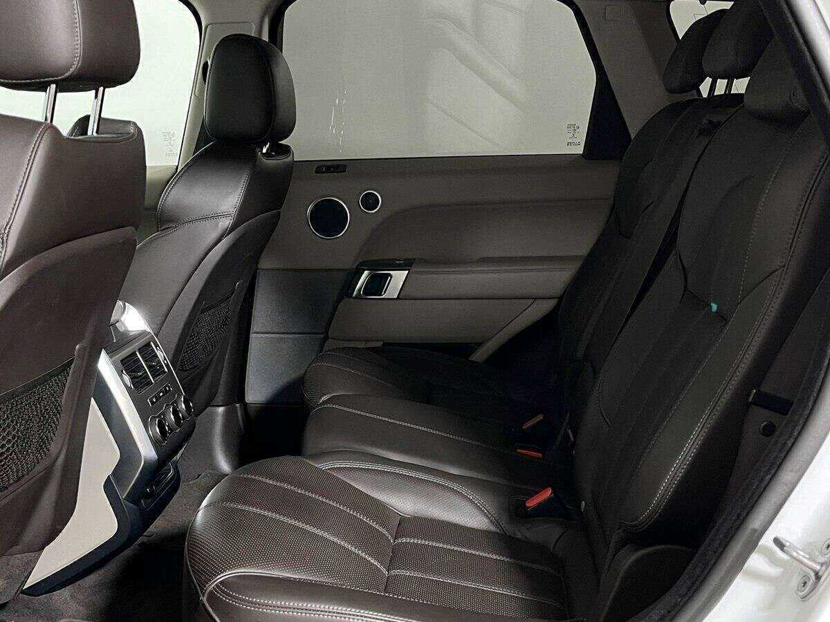 Land Rover Range Rover Sport 2013 года с пробегом. Фото: #9