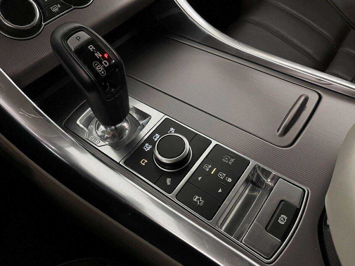 Land Rover Range Rover Sport 2013 года с пробегом. Фото: #12