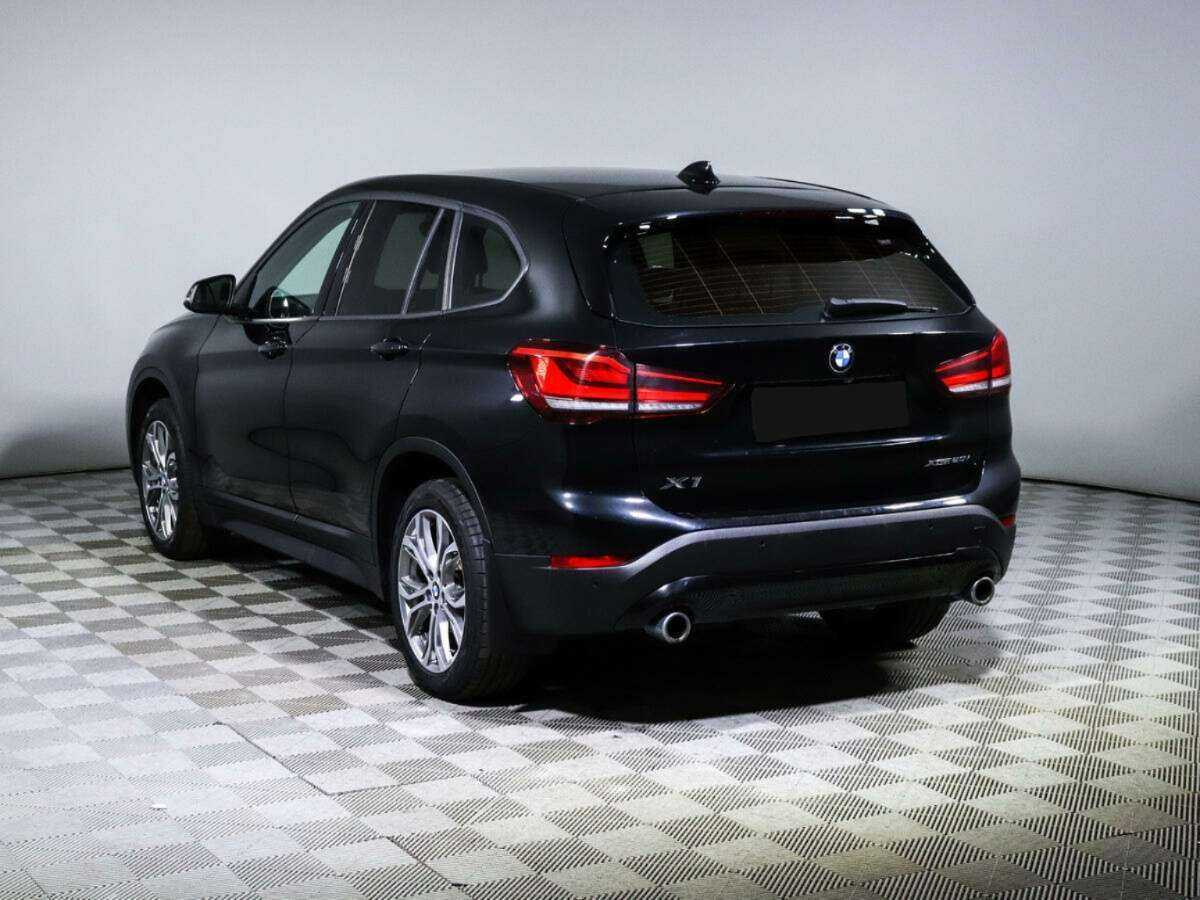 BMW X1 2019 года с пробегом. Фото: #6
