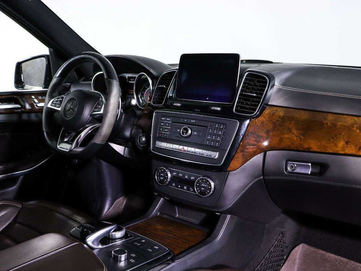 Mercedes-Benz GLS AMG 2016 года с пробегом. Фото: #5