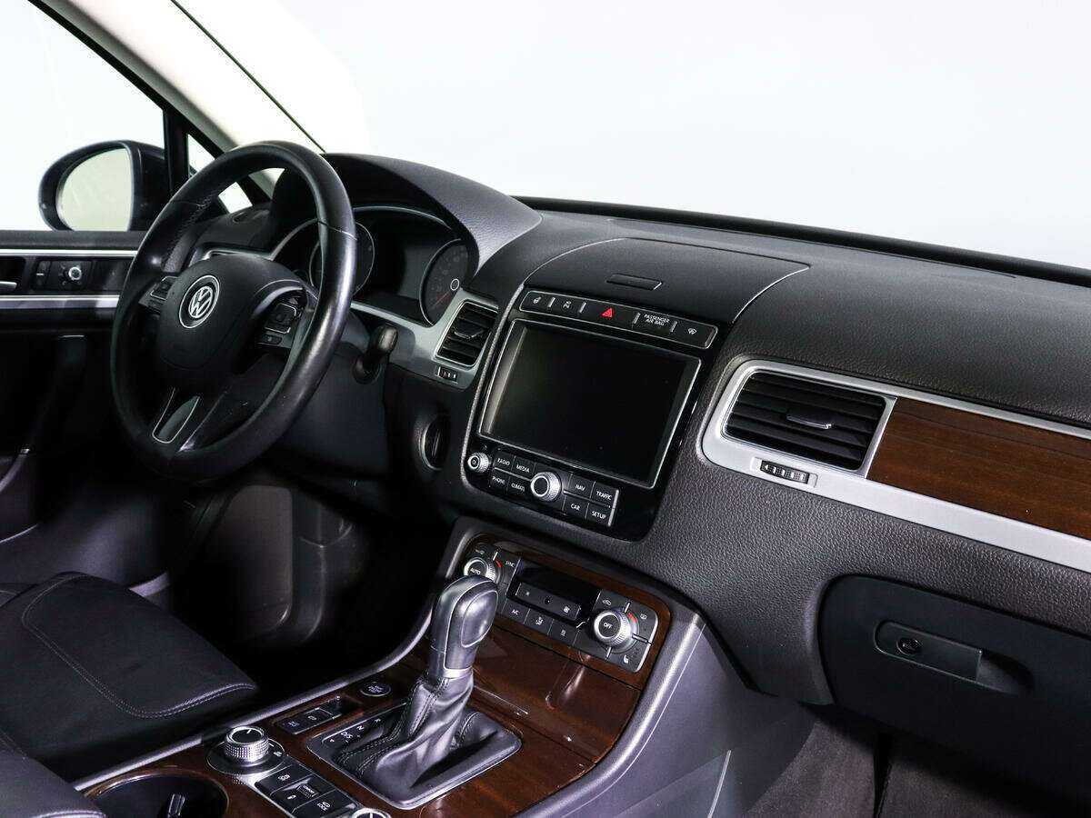 Volkswagen Touareg 2016 года с пробегом. Фото: #8