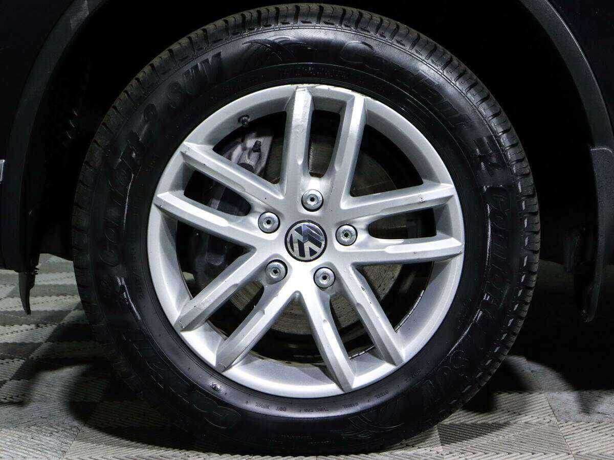 Volkswagen Touareg 2016 года с пробегом. Фото: #20