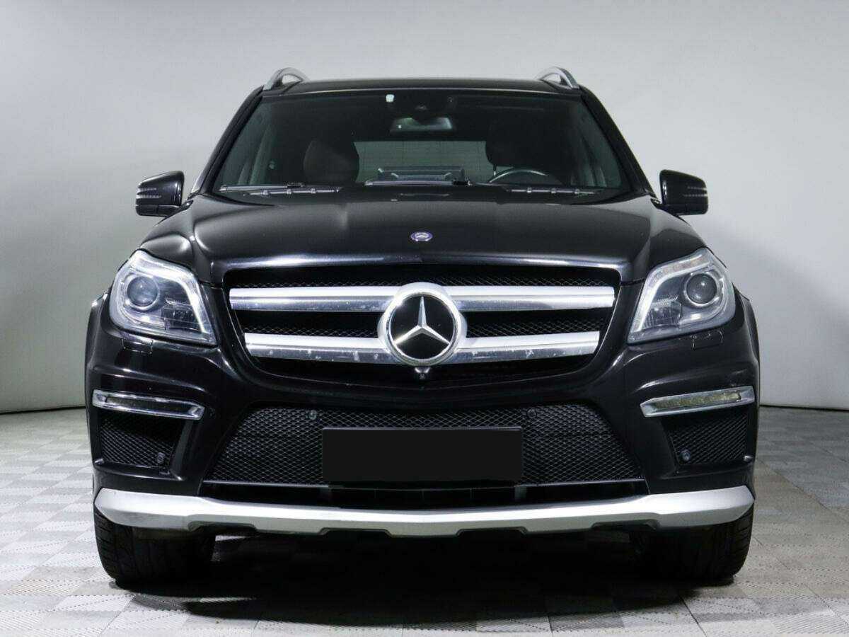 Mercedes-Benz GL-Класс 2015 года с пробегом. Фото: #1
