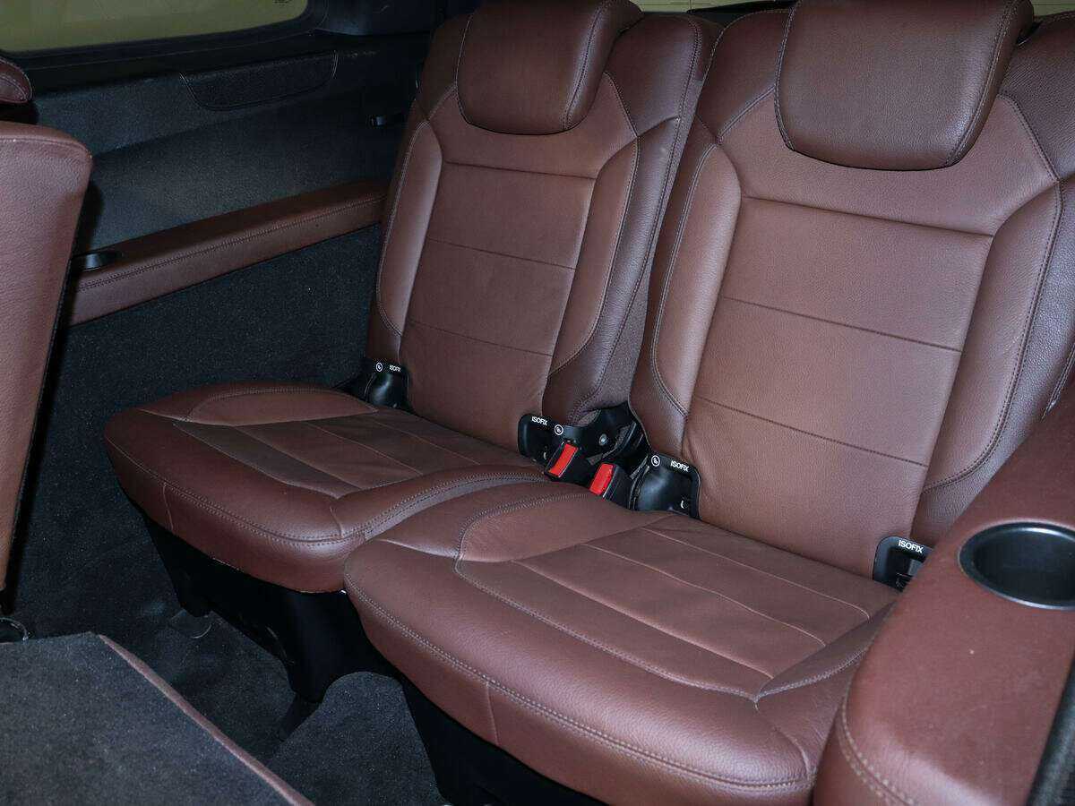 Mercedes-Benz GL-Класс 2015 года с пробегом. Фото: #9