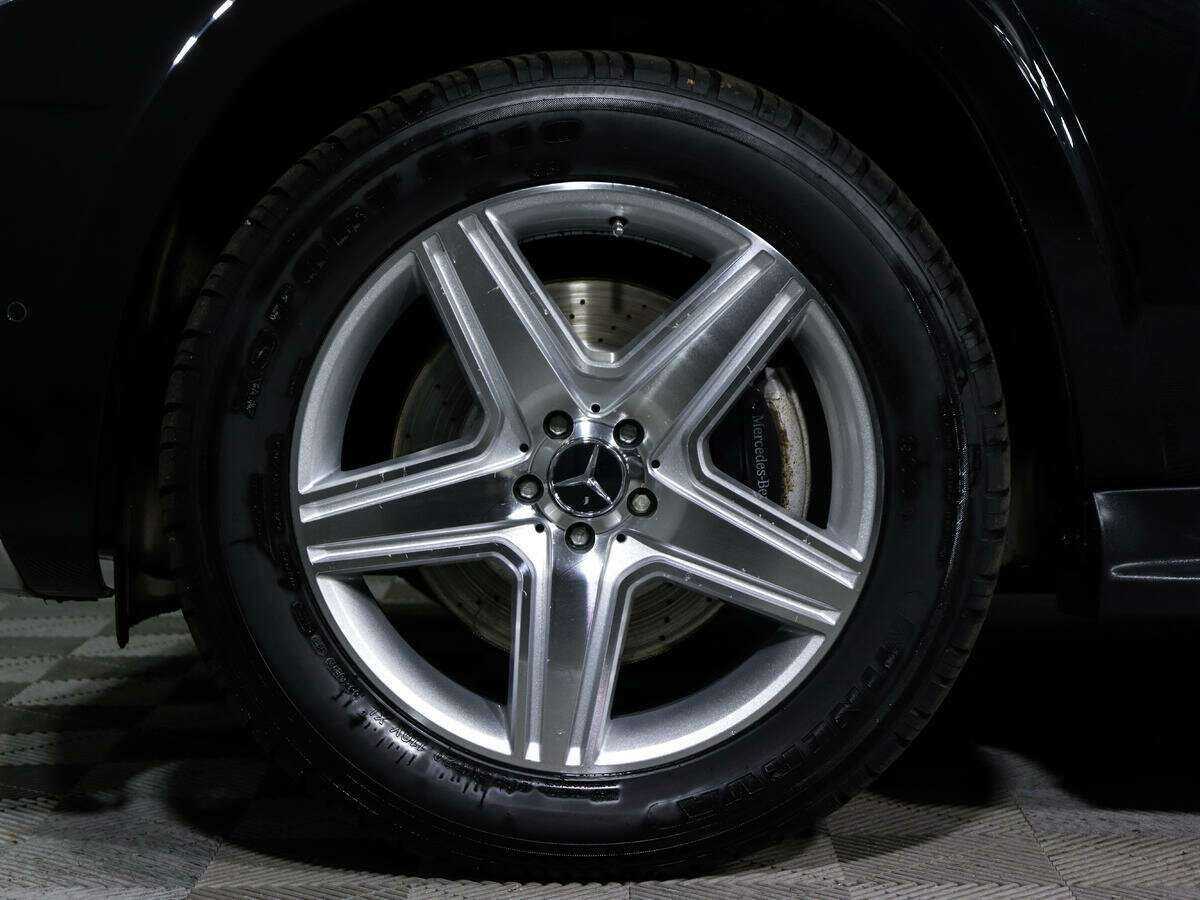 Mercedes-Benz GL-Класс 2015 года с пробегом. Фото: #14