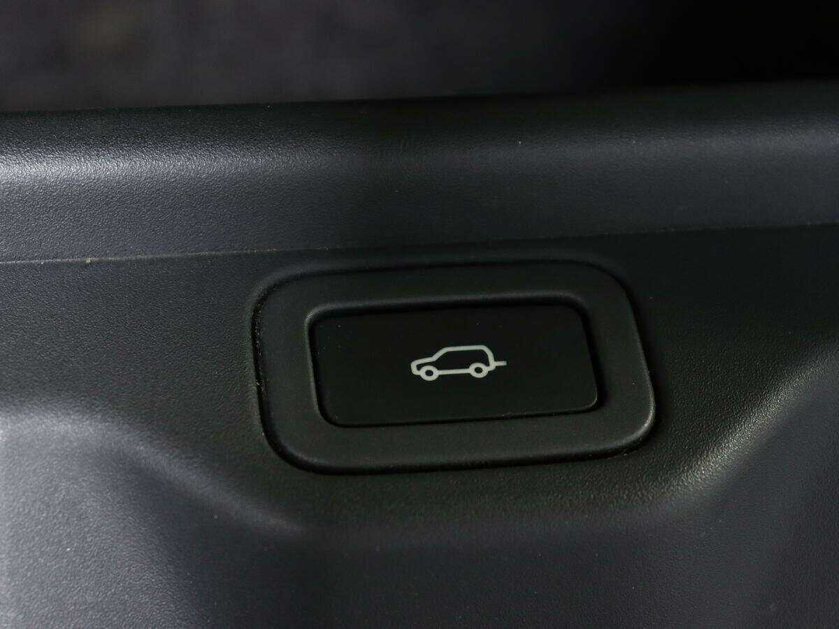 Land Rover Range Rover 2014 года с пробегом. Фото: #18