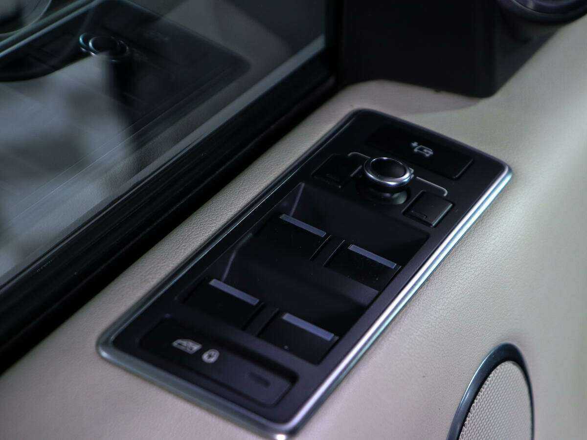 Land Rover Range Rover 2014 года с пробегом. Фото: #21