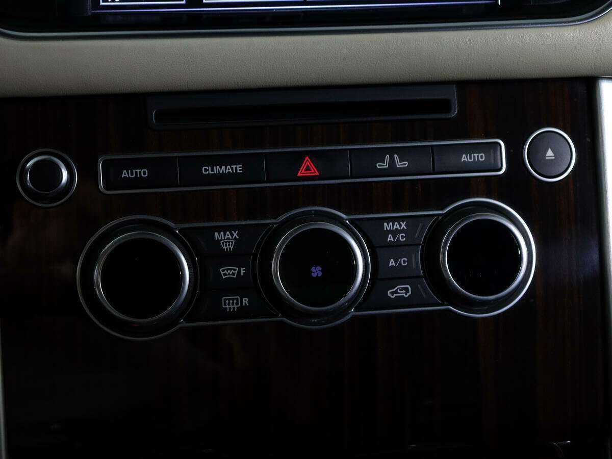 Land Rover Range Rover 2014 года с пробегом. Фото: #26