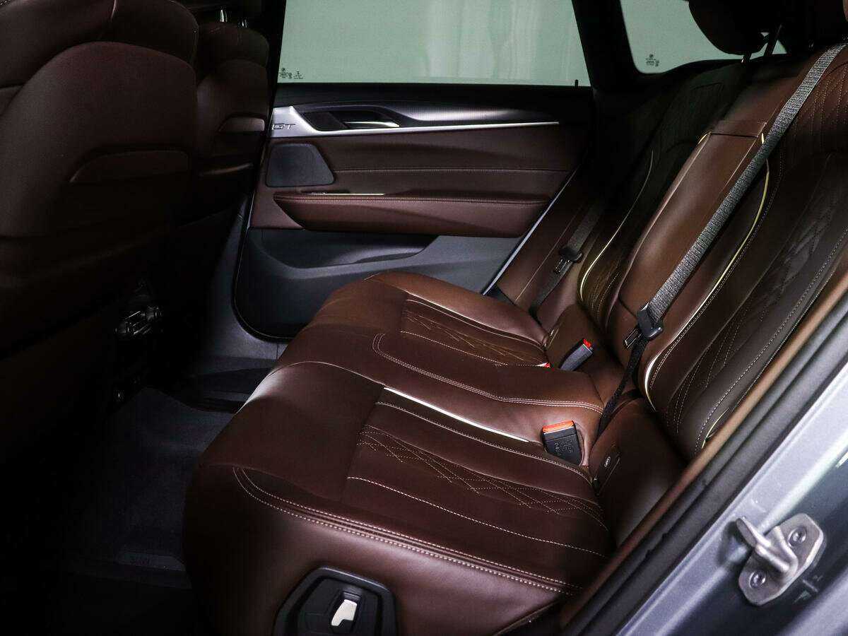 BMW 6 серии 2022 года с пробегом. Фото: #9