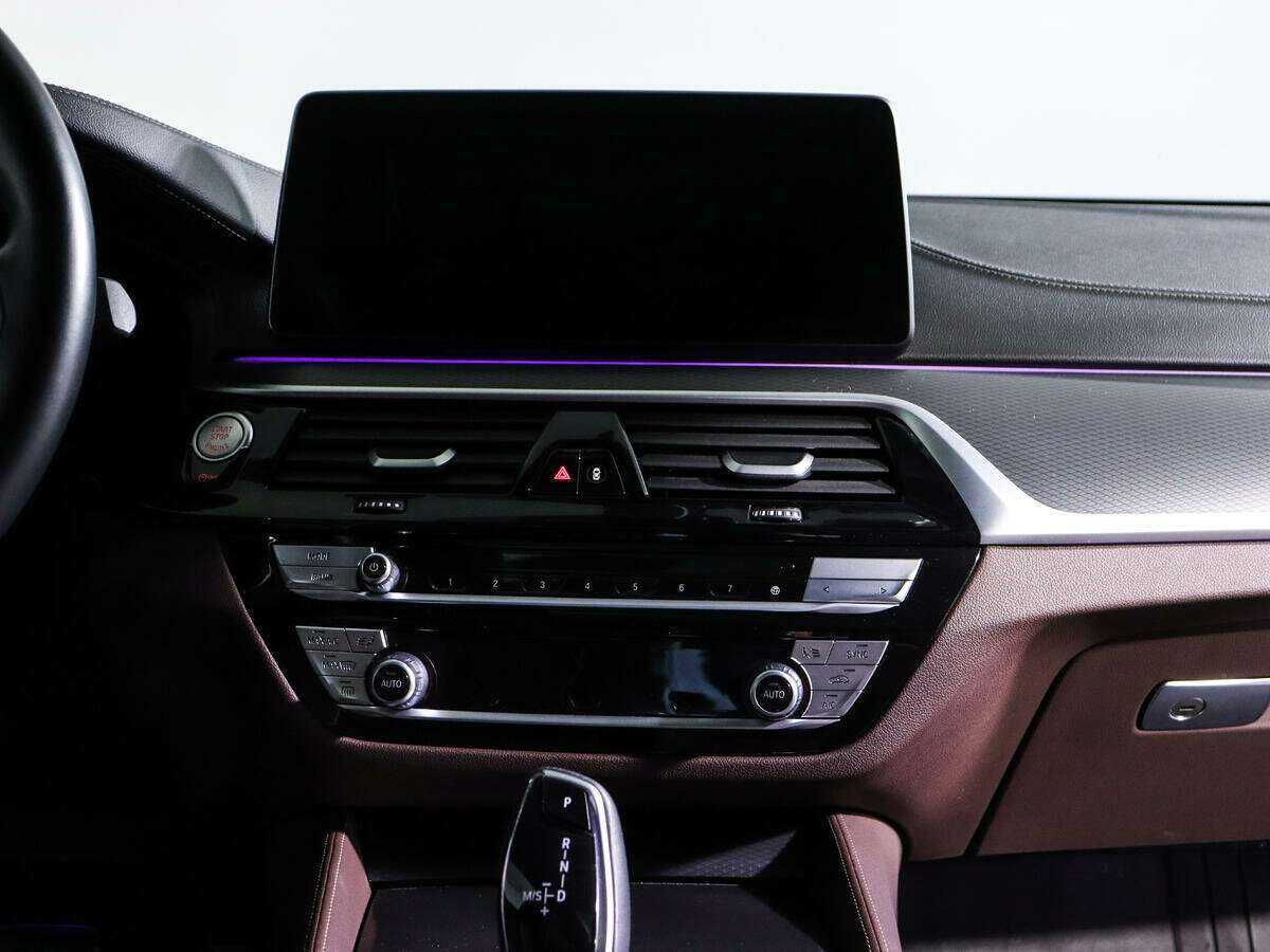 BMW 6 серии 2022 года с пробегом. Фото: #12