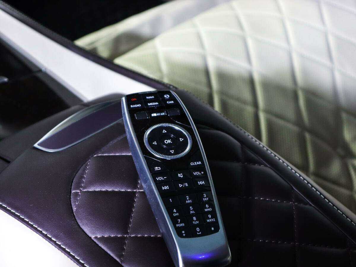 Mercedes-Benz Maybach S-Класс 2016 года с пробегом. Фото: #30