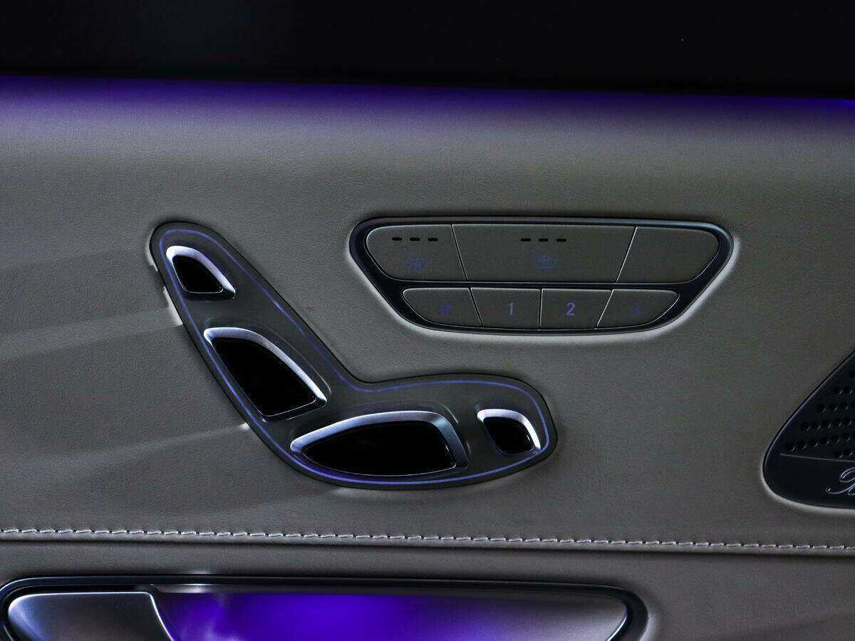 Mercedes-Benz Maybach S-Класс 2016 года с пробегом. Фото: #33