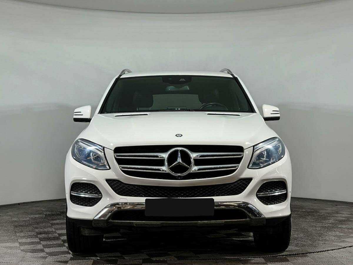 Mercedes-Benz GLE 2016 года с пробегом. Фото: #1