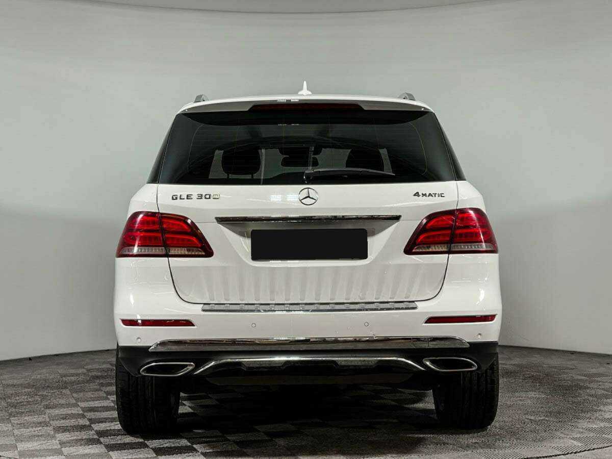 Mercedes-Benz GLE 2016 года с пробегом. Фото: #3