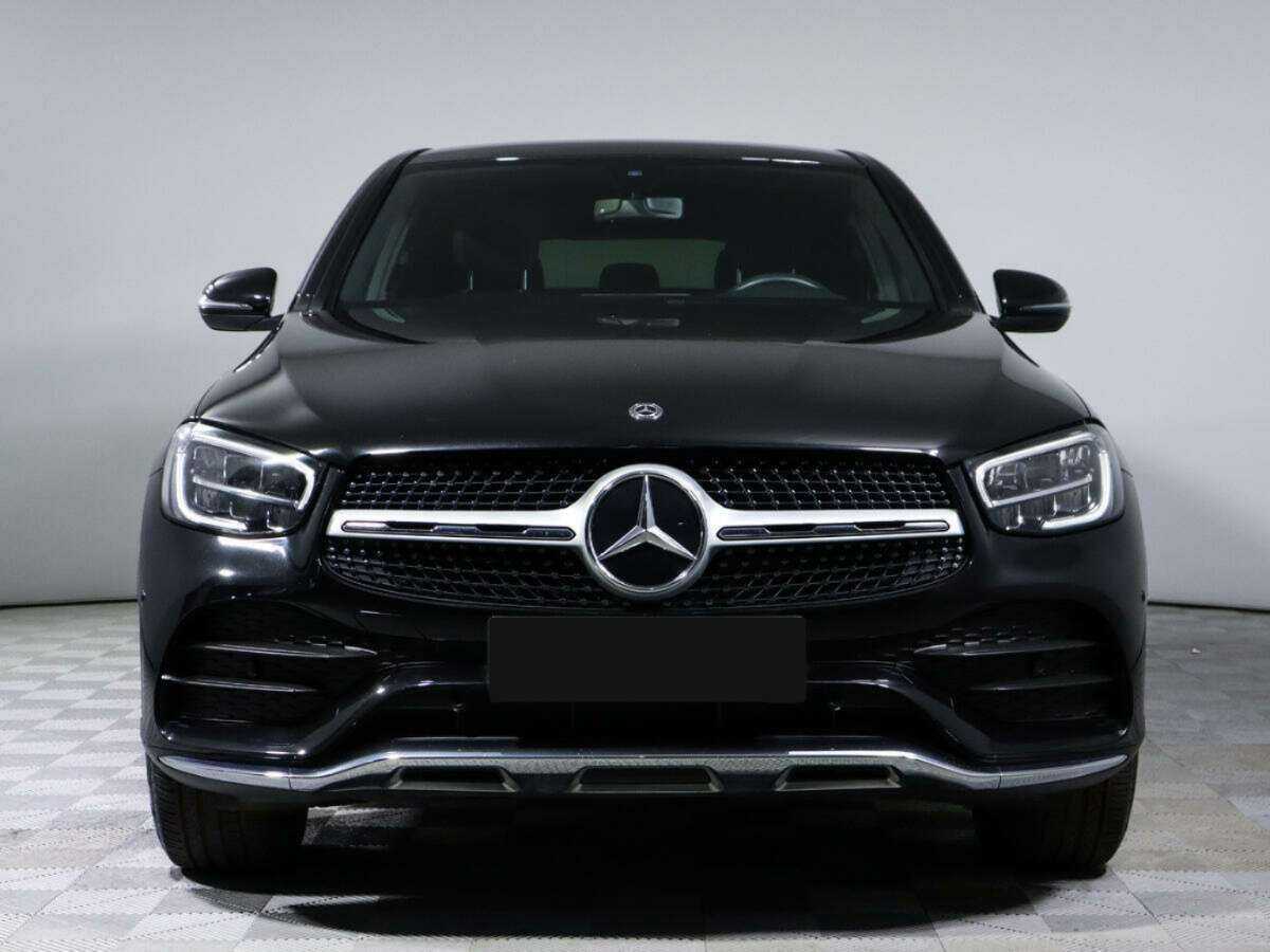 Mercedes-Benz GLC Coupe 2020 года с пробегом. Фото: #1