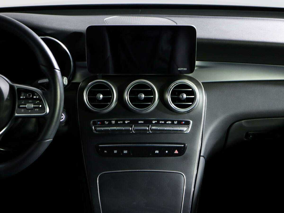 Mercedes-Benz GLC Coupe 2020 года с пробегом. Фото: #10