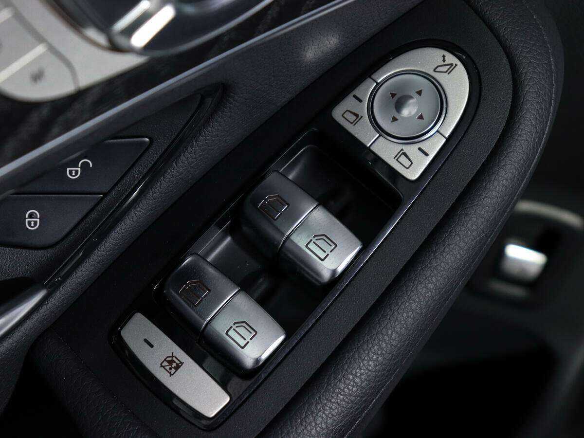 Mercedes-Benz GLC Coupe 2020 года с пробегом. Фото: #16