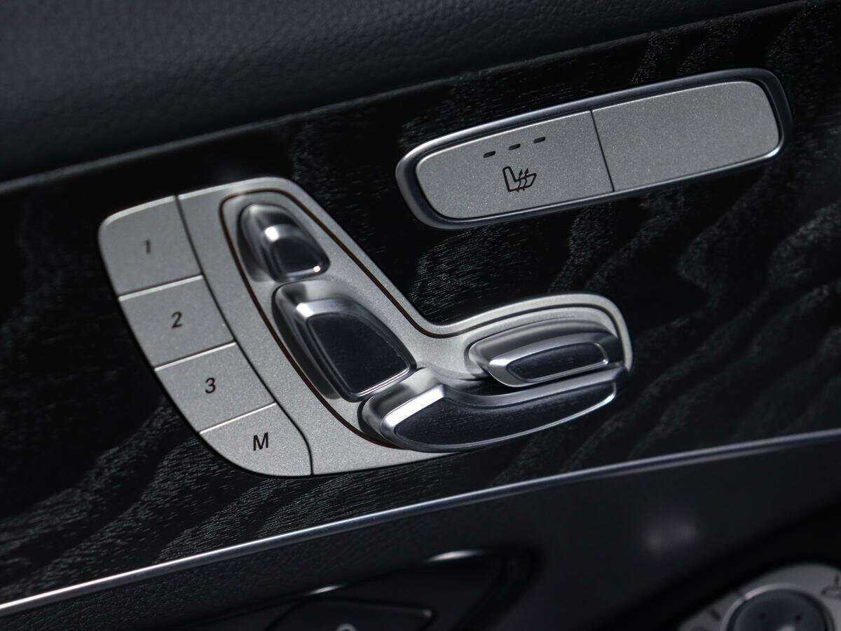 Mercedes-Benz GLC Coupe 2020 года с пробегом. Фото: #17