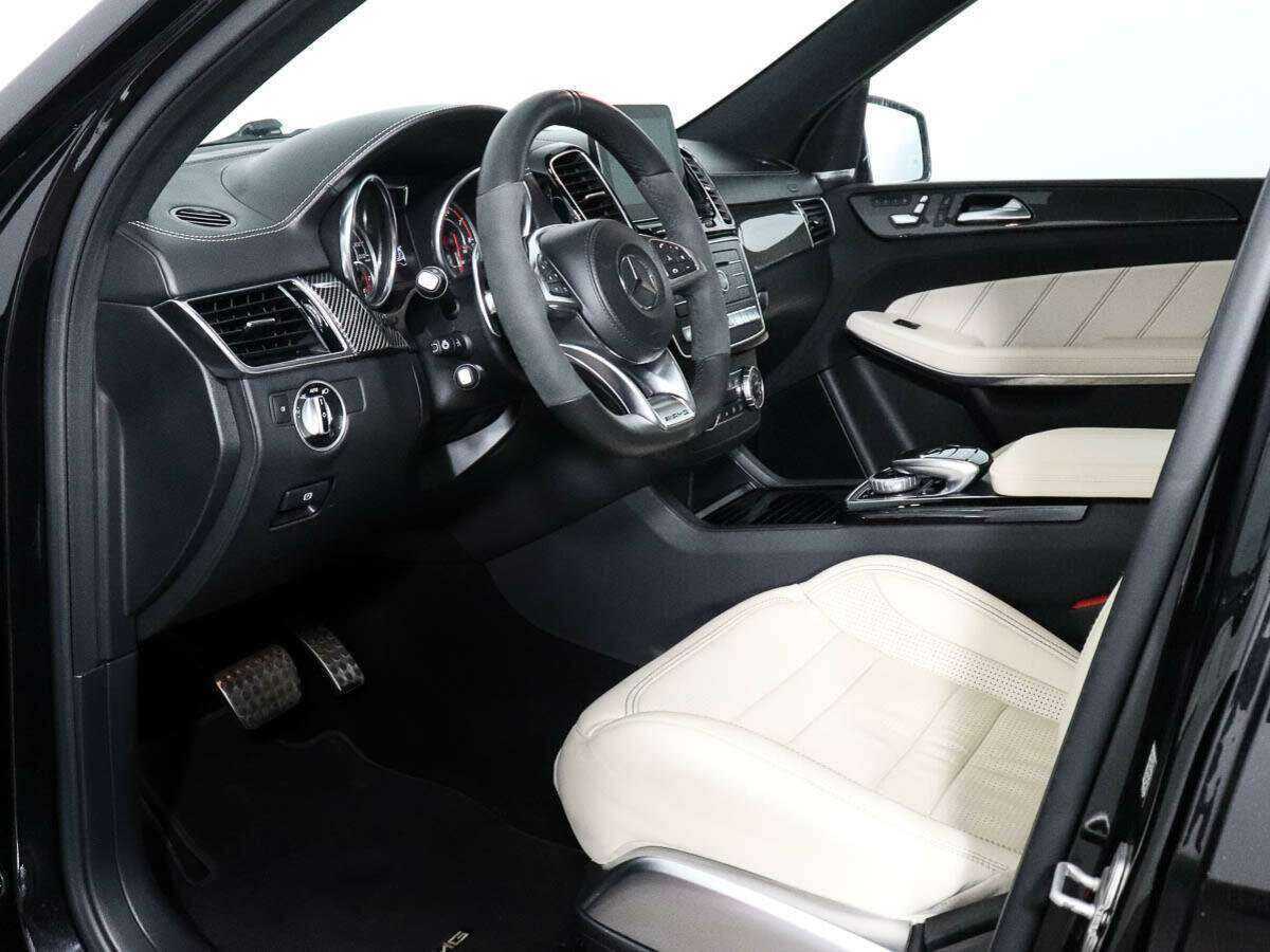 Mercedes-Benz GLS AMG 2016 года с пробегом. Фото: #7