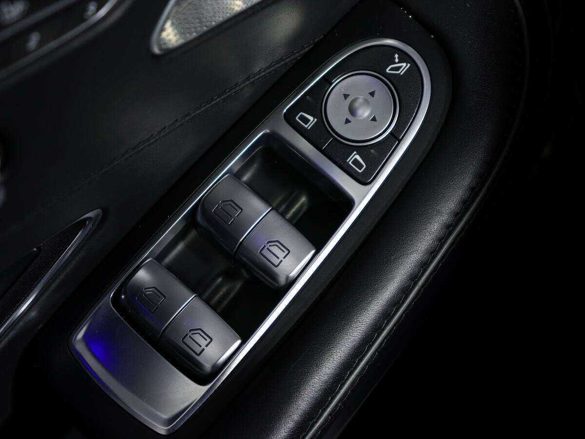 Mercedes-Benz S-Класс 2015 года с пробегом. Фото: #17