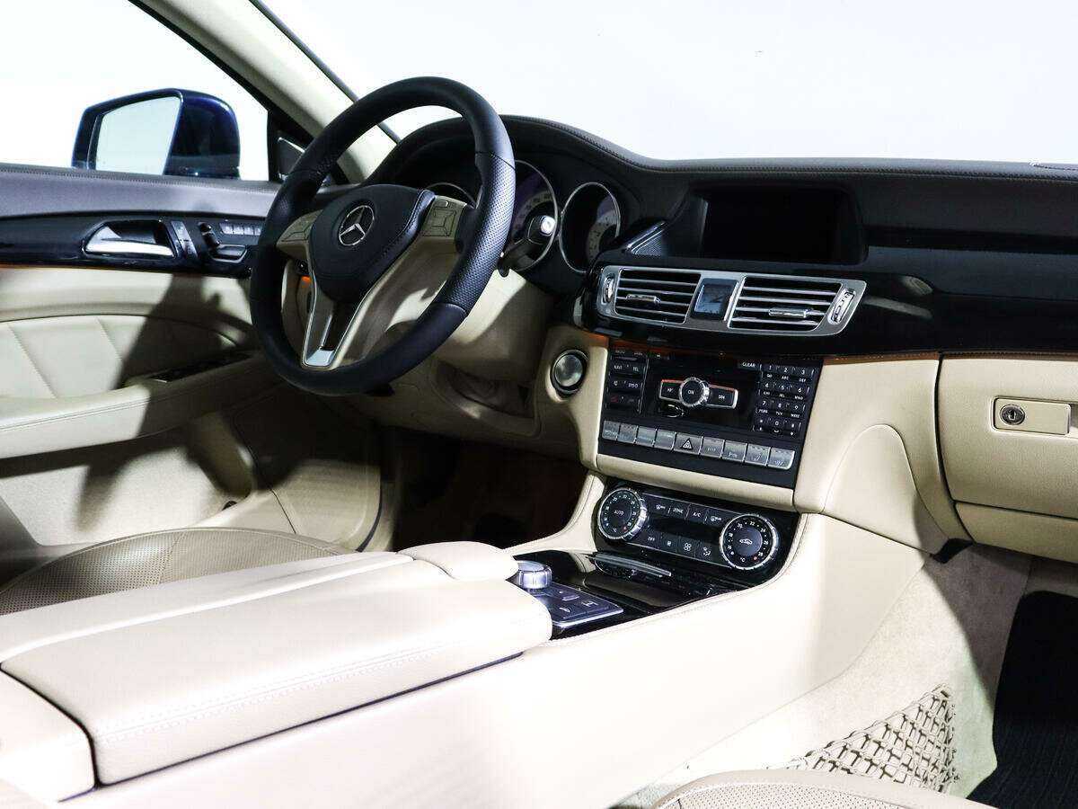 Mercedes-Benz CLS 2013 года с пробегом. Фото: #6